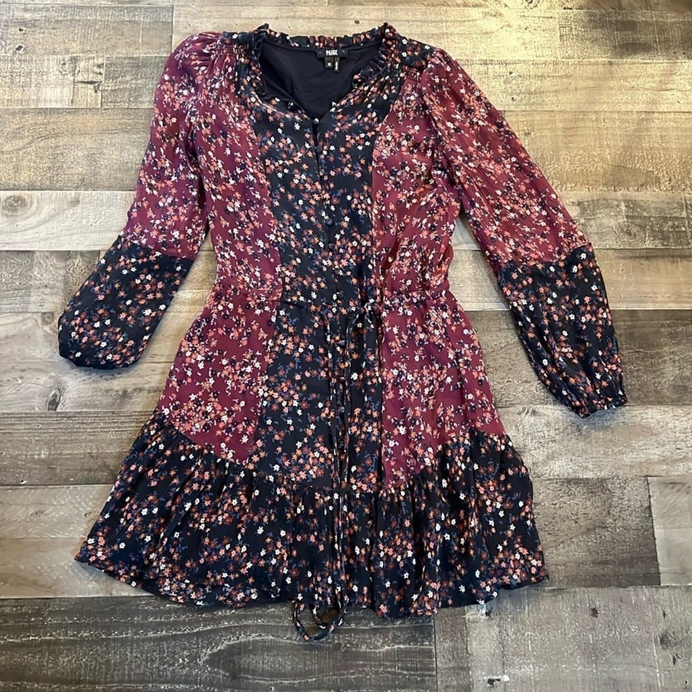 PAIGE dress xs 100% silk lining 100% rayon